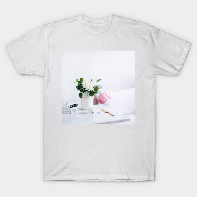 Minimalistic design T-Shirt by GenesisClothing